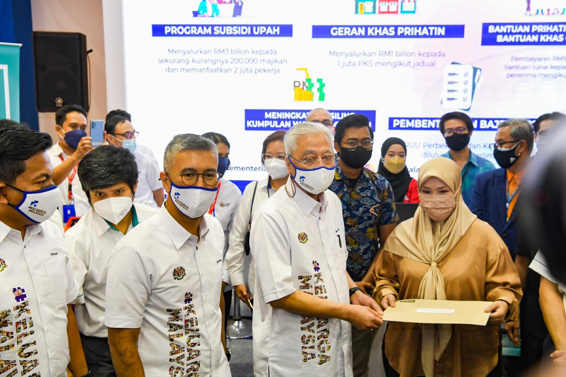 Penyempurnaan Majlis Penyerahan Surat Setuju Terima Pembiayaan Mikro Kredit #KeluargaMalaysia